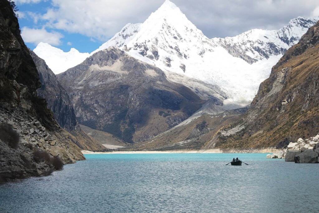 Huaraz. Image: Aline Rodrigues, Unsplash. 