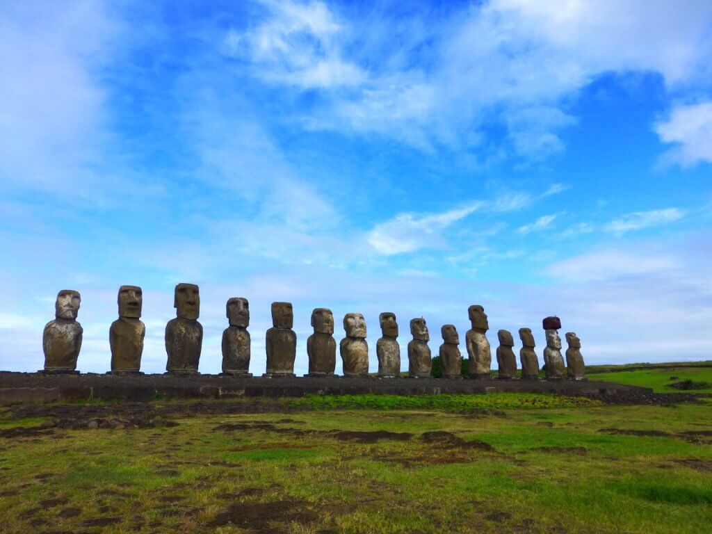 Easter Island Andes. Image: Emerson Moretto, unsplash. 