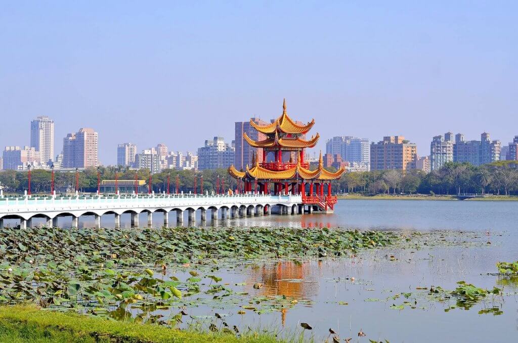 Kaohsiung. Image: Laurentiu Morariu, Unsplash. 