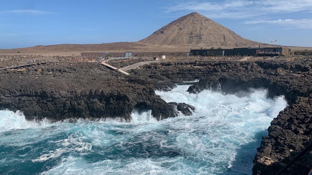 Buracona Natural Pools. Image: Peace Itimi, Unsplash. 