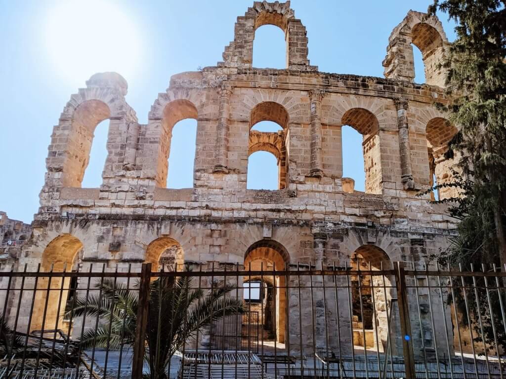 El Jem. Image: Albert Gubaydullin, Unsplash.