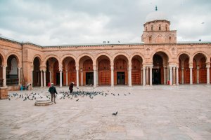 Tunisia, Tunis. Image: Juan Ordonez, Unsplash.