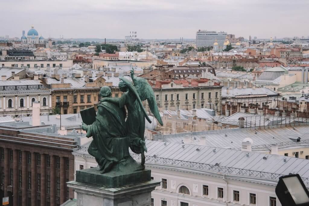 Saint Petersburg. Image: Iam Os, Unsplash. 
