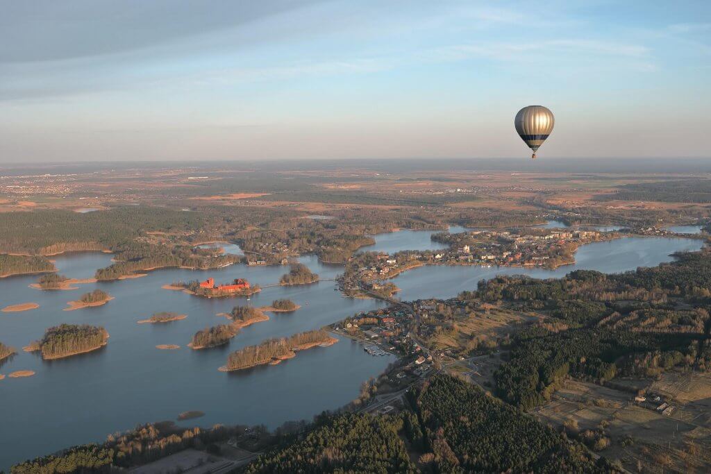 Trakai. Image: Maksim Shutov, unsplash. 