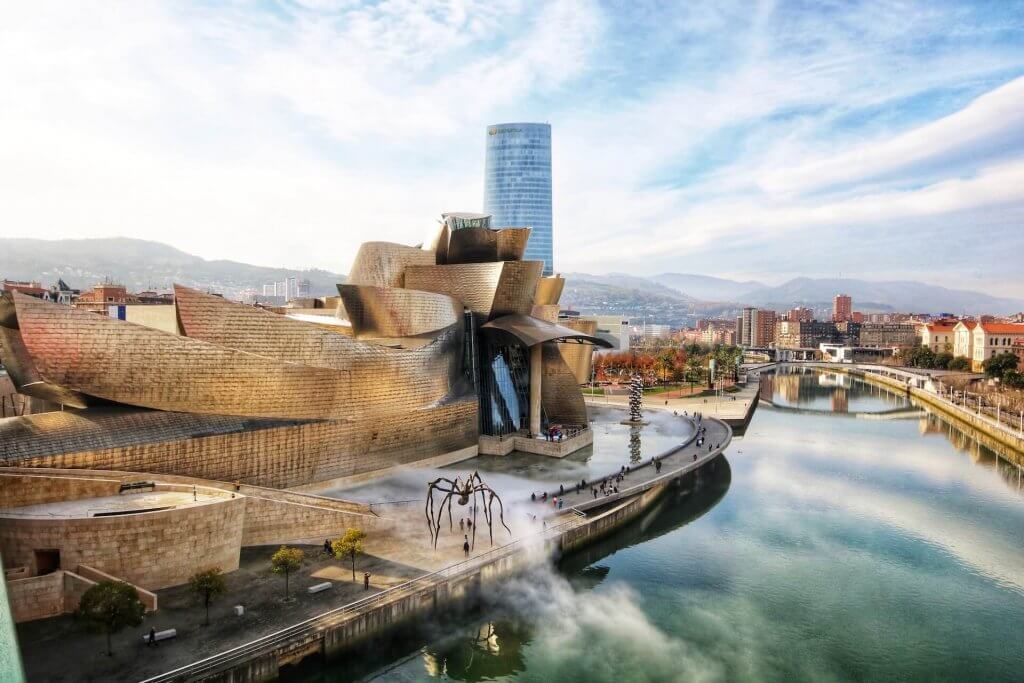 Guggenheim Museum Bilbao. Image: Jorge Fernandez, Unsplash. 