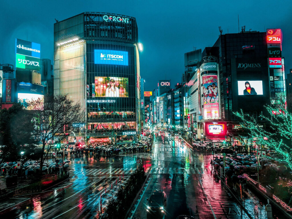 Cities In Asia To Discover. Image: Ling Tang, Unsplash.